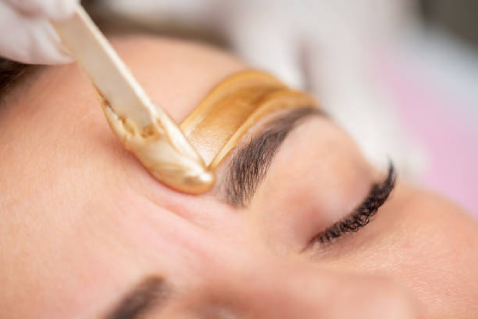 Eye Brow Wax Image